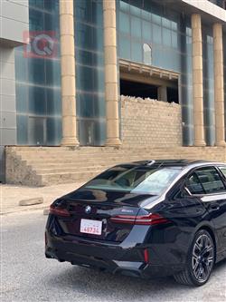 بی ئێم دەبڵیو سیریەس 5